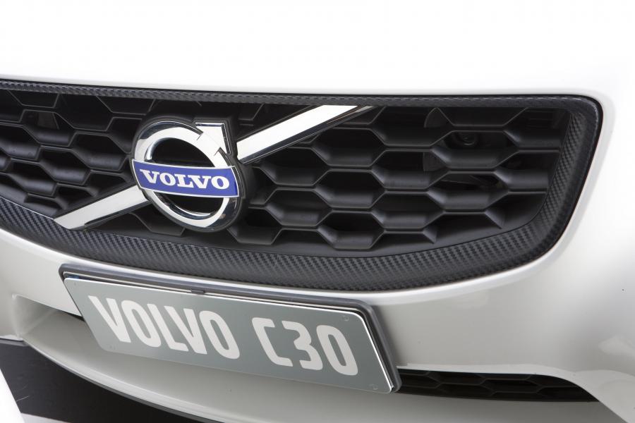  Volvo C30 Black Design Carboon Look 2011 года  (IT) (фото 17 из 27)